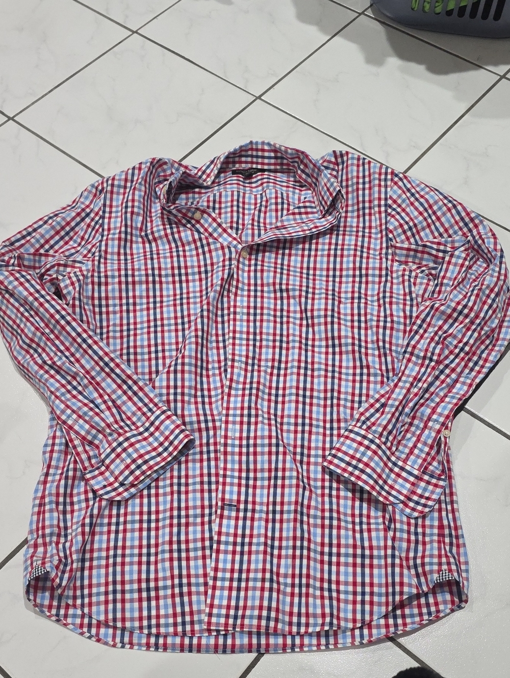 Banana Republic Red & Blue Check Button-Down Shirt